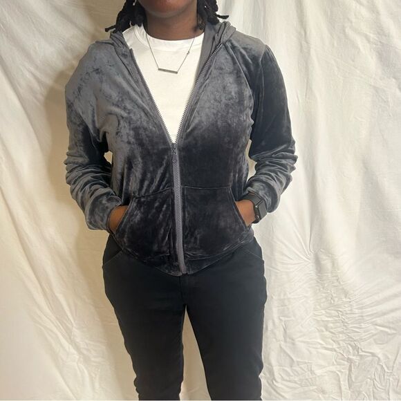 C-mode Grey Velvet Super Soft Leggings and Zip UP Hoodie Set - Picture 13 of 16